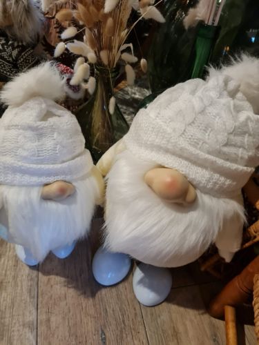 oldandnew anges personnages